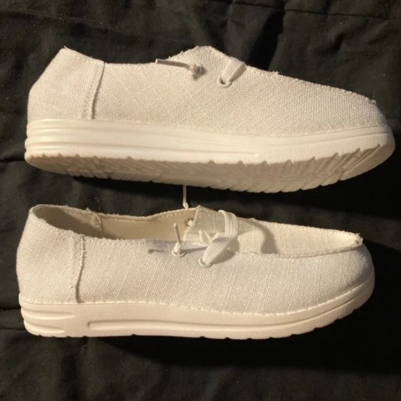 NWOT Slip on Loafer Sneakers - Picture 7 of 7